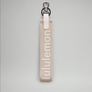 Lululemon Never Lost Key Chain Raw Linen White Opal NWT